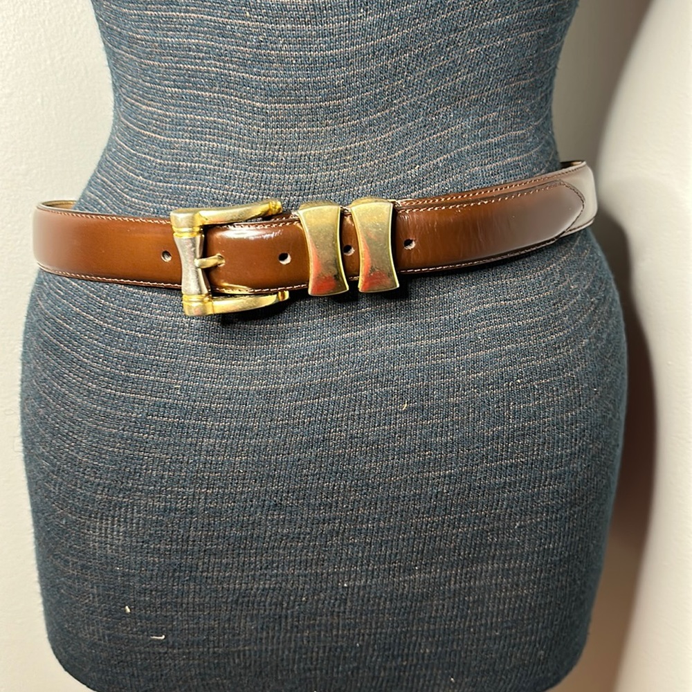 Medium leather belt